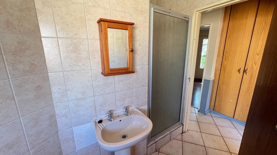 3 Bedroom Property for Sale in Langenhovenpark Free State